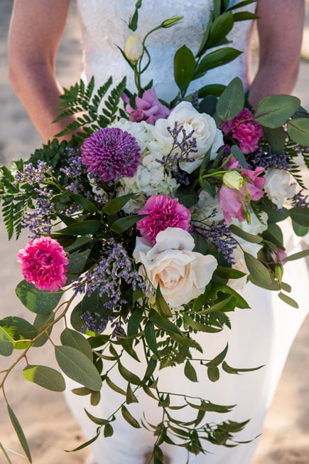 Choosing Your Hawaii Wedding Flowers