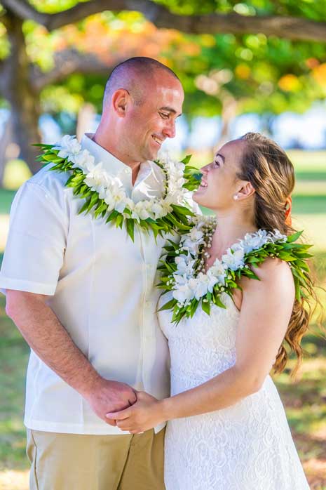 Hawaiian Leis Gallery - Weddings of Hawaii - Hawaii Weddings at Their Best!