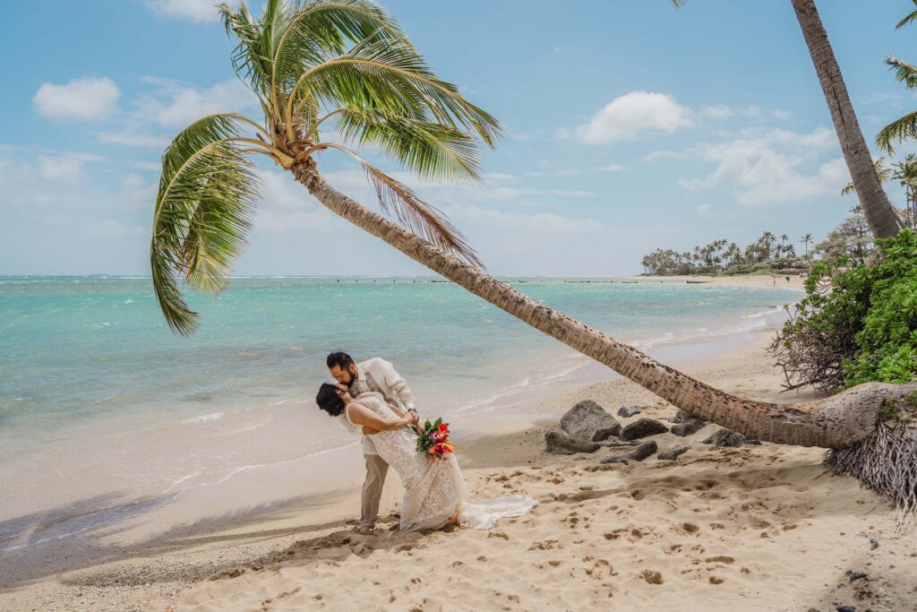 Elopement at Waialae Beach
